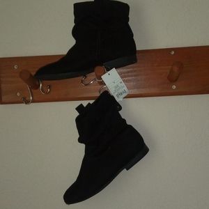 Women's fashion boots